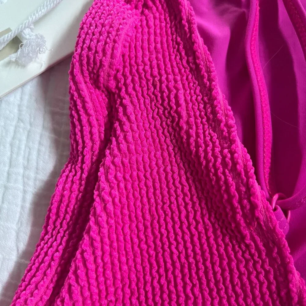 NWT Good American Always Fits one-piece swimsuit in Hawian pink size 1/2 - Picture 5 of 8